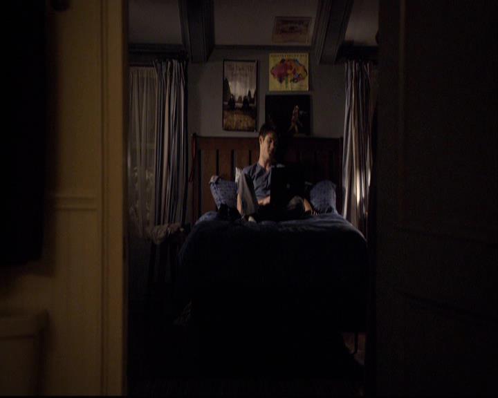 VampireDiariesWorld-dot-org_2x22AsILayDying1689.jpg
