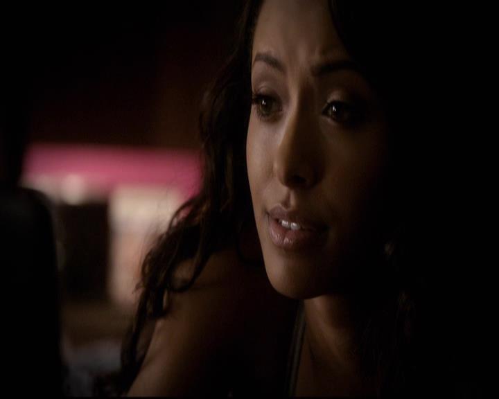 VampireDiariesWorld-dot-org_2x22AsILayDying1694.jpg