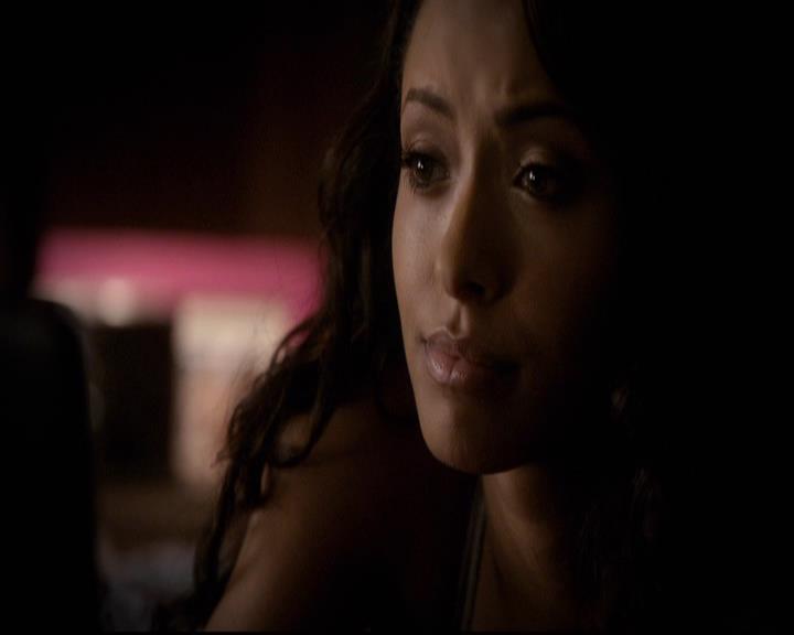 VampireDiariesWorld-dot-org_2x22AsILayDying1695.jpg