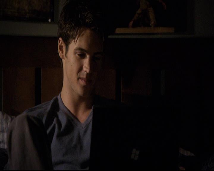 VampireDiariesWorld-dot-org_2x22AsILayDying1708.jpg