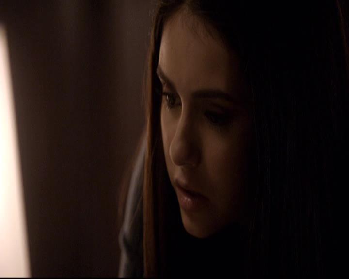 VampireDiariesWorld-dot-org_2x22AsILayDying1766.jpg