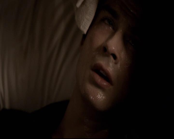 VampireDiariesWorld-dot-org_2x22AsILayDying1805.jpg