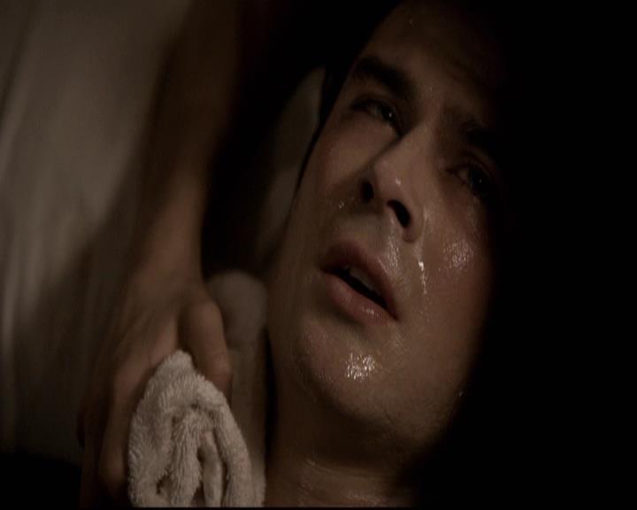 VampireDiariesWorld-dot-org_2x22AsILayDying1809.jpg