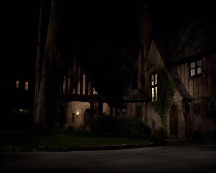 VampireDiariesWorld-dot-org_2x22AsILayDying1907.jpg