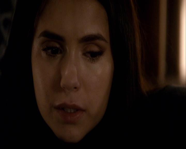 VampireDiariesWorld-dot-org_2x22AsILayDying1910.jpg