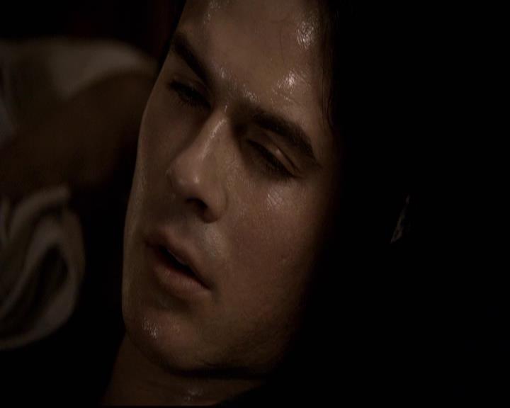 VampireDiariesWorld-dot-org_2x22AsILayDying1915.jpg