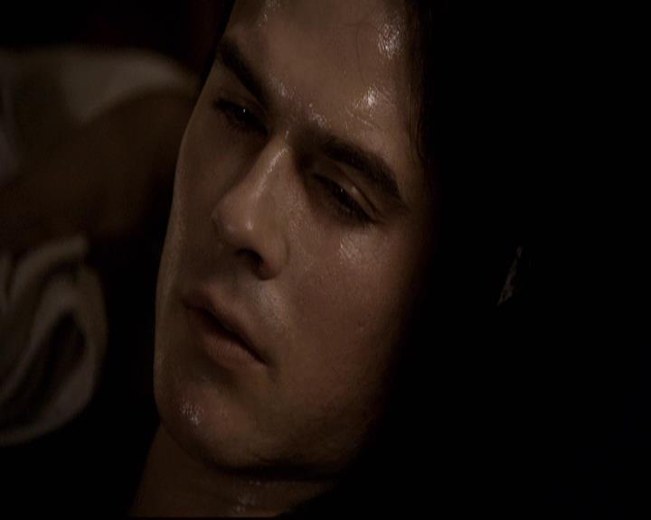 VampireDiariesWorld-dot-org_2x22AsILayDying1916.jpg