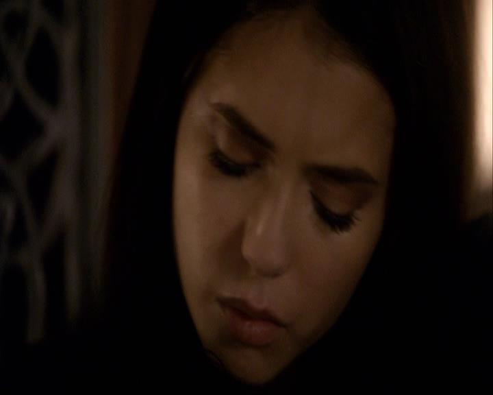 VampireDiariesWorld-dot-org_2x22AsILayDying1923.jpg