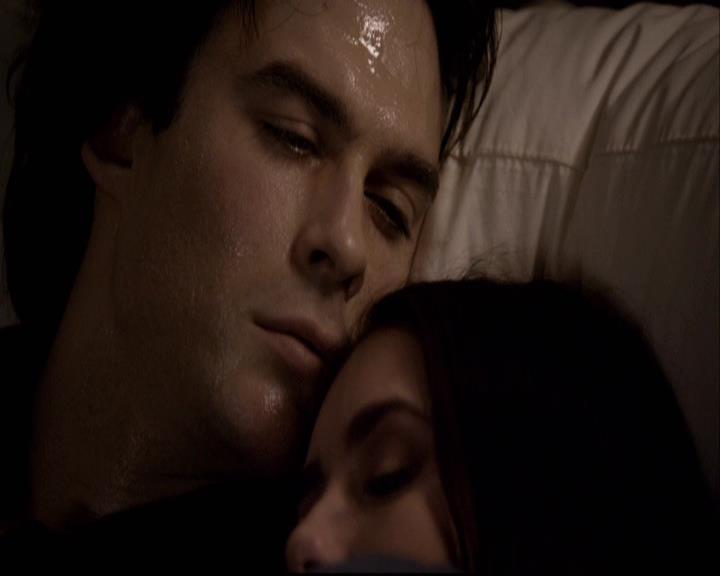 VampireDiariesWorld-dot-org_2x22AsILayDying1964.jpg