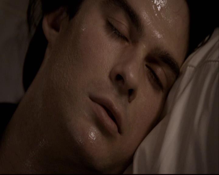 VampireDiariesWorld-dot-org_2x22AsILayDying2001.jpg