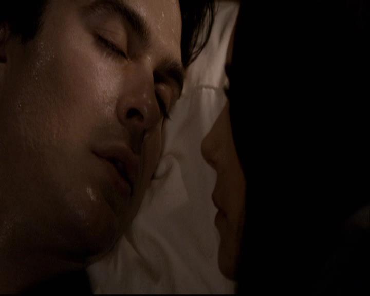 VampireDiariesWorld-dot-org_2x22AsILayDying2014.jpg