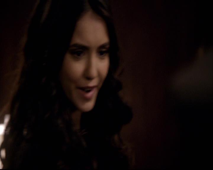 VampireDiariesWorld-dot-org_2x22AsILayDying2071.jpg