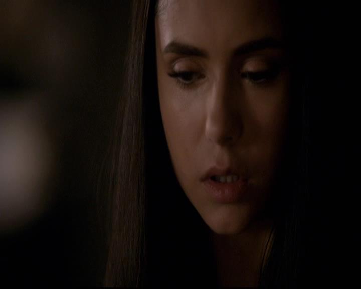 VampireDiariesWorld-dot-org_2x22AsILayDying2091.jpg