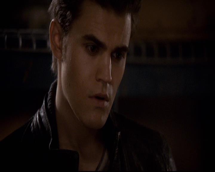 VampireDiariesWorld-dot-org_2x22AsILayDying2114.jpg