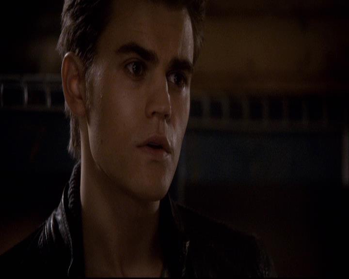 VampireDiariesWorld-dot-org_2x22AsILayDying2116.jpg