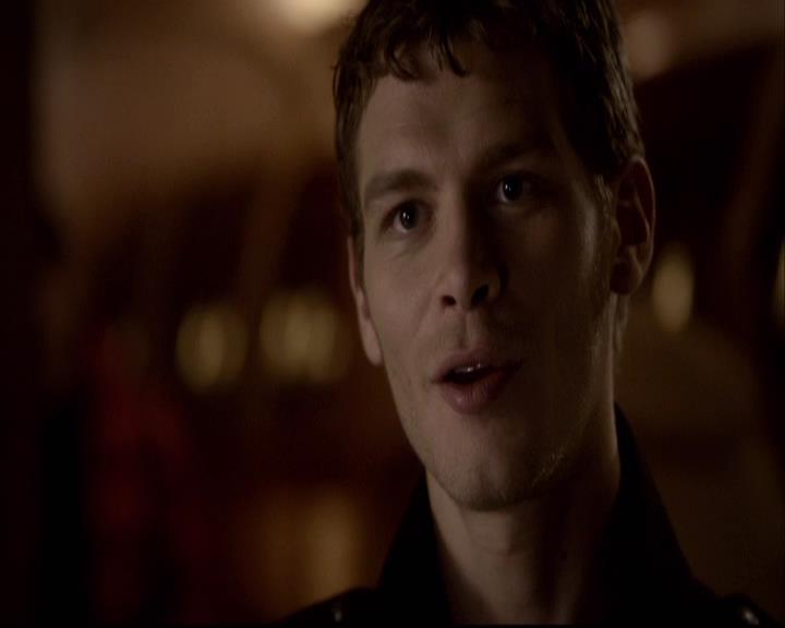VampireDiariesWorld-dot-org_2x22AsILayDying2125.jpg