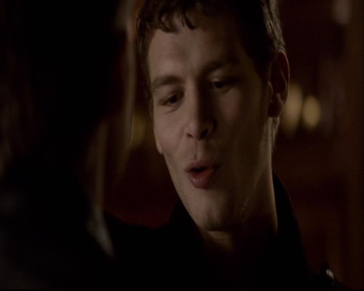 VampireDiariesWorld-dot-org_2x22AsILayDying2135.jpg
