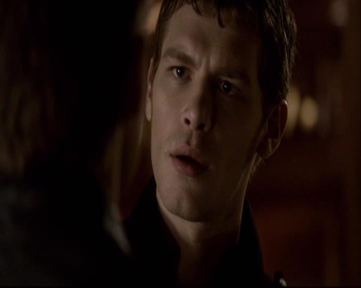 VampireDiariesWorld-dot-org_2x22AsILayDying2137.jpg
