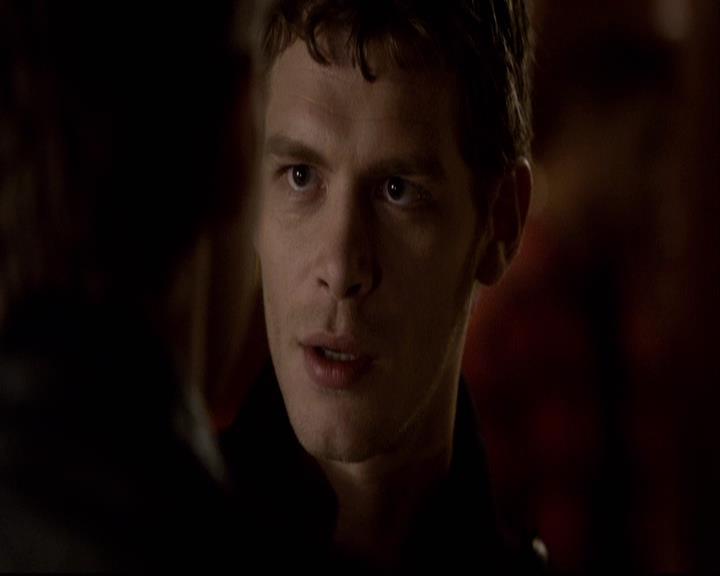 VampireDiariesWorld-dot-org_2x22AsILayDying2145.jpg