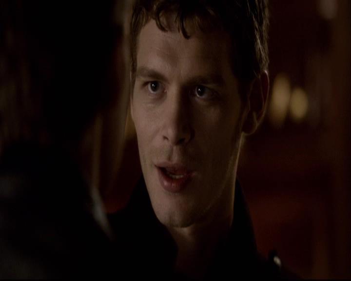 VampireDiariesWorld-dot-org_2x22AsILayDying2147.jpg