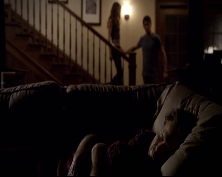 VampireDiariesWorld-dot-org_2x22AsILayDying2254.jpg