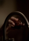 VampireDiariesWorld-dot-org_2x22AsILayDying1300.jpg