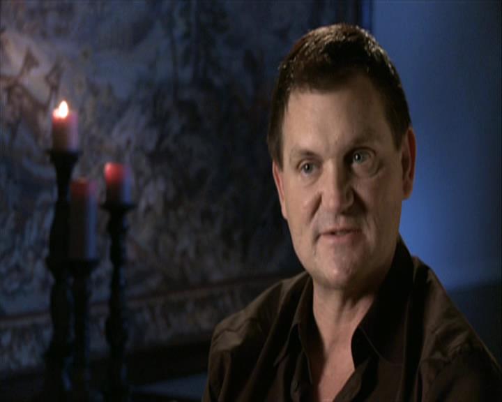 VampireDiariesWorld-dot-org_Seizoen2-DVDExtras-HerOwnWorstEnemy_ElenaKatherineandNina0047.jpg