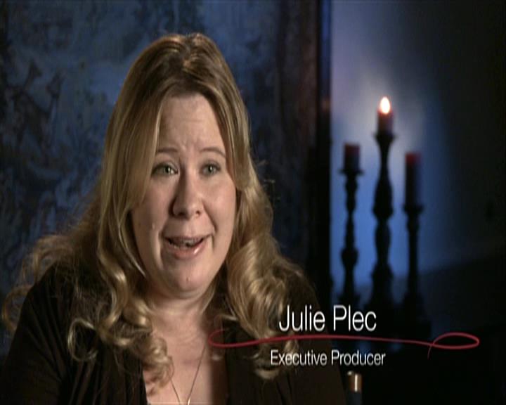 VampireDiariesWorld-dot-org_Seizoen2-DVDExtras-HerOwnWorstEnemy_ElenaKatherineandNina0087.jpg