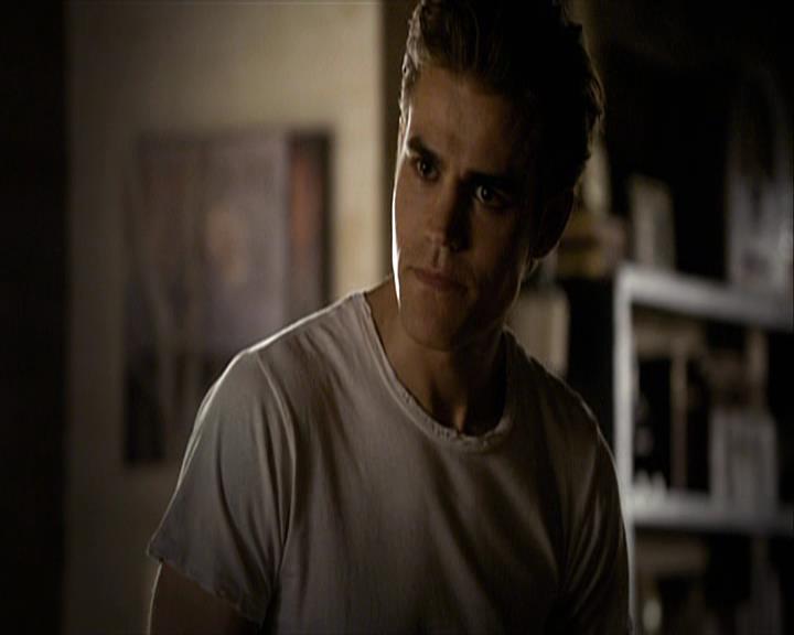 VampireDiariesWorld-dot-org_Seizoen2-DVDExtras-HerOwnWorstEnemy_ElenaKatherineandNina0339.jpg