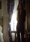 VampireDiariesWorld-dot-org_Seizoen2-DVDExtras-HerOwnWorstEnemy_ElenaKatherineandNina0010.jpg