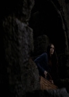 VampireDiariesWorld-dot-org_Seizoen2-DVDExtras-HerOwnWorstEnemy_ElenaKatherineandNina0102.jpg