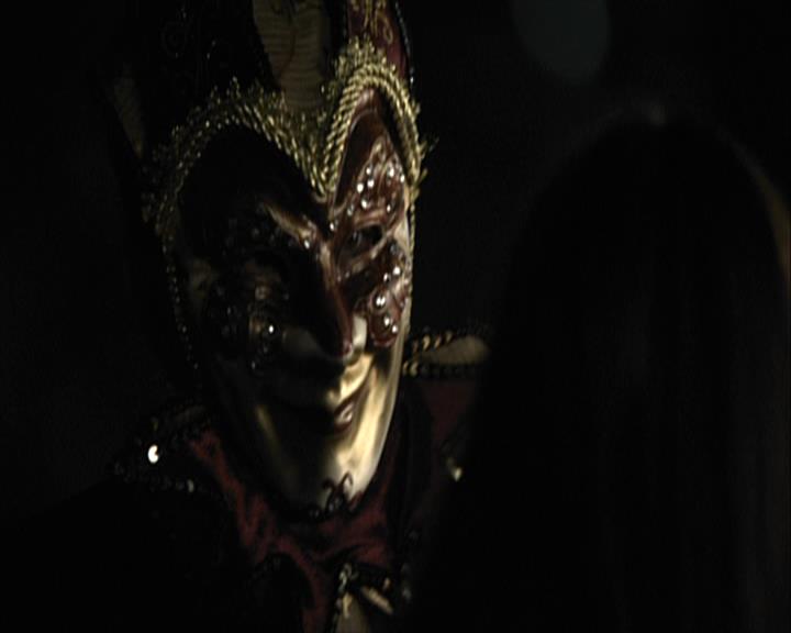 VampireDiariesWorld-dot-org_Seizoen2-DVDExtras-PagesOfTheWolf-TheMythAndTheMystery0236.jpg
