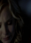 VampireDiariesWorld-dot-org_Seizoen2-DVDExtras-PagesOfTheWolf-TheMythAndTheMystery0116.jpg