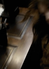VampireDiariesWorld-dot-org_Seizoen2-DVDExtras-PagesOfTheWolf-TheMythAndTheMystery0152.jpg