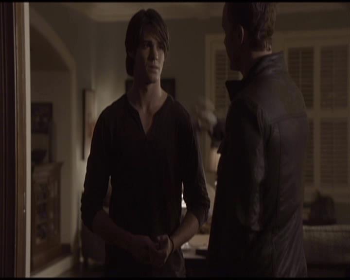 VampireDiariesWorld-dot-org_Seizoen2-DVDExtras-SecondBite0074.jpg
