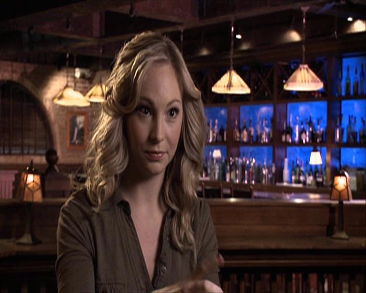 VampireDiariesWorld-dot-org_Seizoen2-DVDExtras-ThePerfectLoveTriangle-VampiresWerewolvesWitches0294.jpg VampireDiariesWorld-dot-org_Seizoen2-DVDExtras-ThePerfectLoveTriangle-VampiresWerewolvesWitches0294.jpg