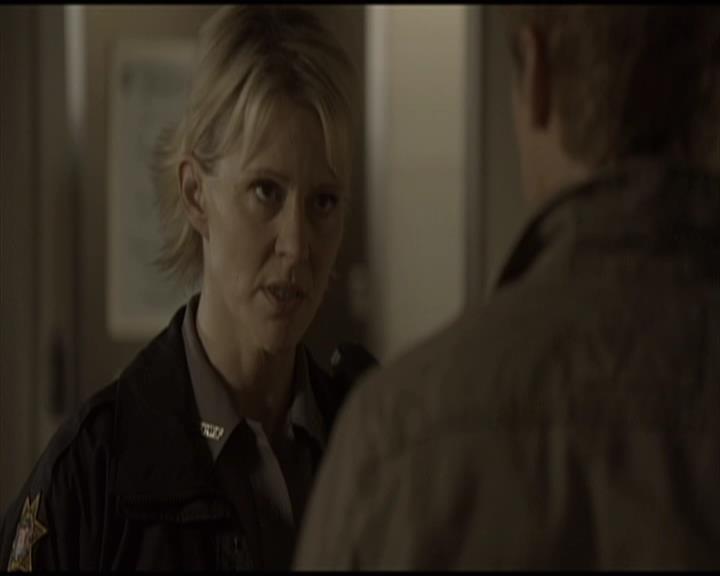 VampireDiariesWorld-dot-org_Seizoen2-DVDScenes-2x01TheReturn0020.jpg