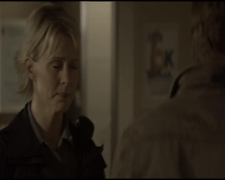 VampireDiariesWorld-dot-org_Seizoen2-DVDScenes-2x01TheReturn0026.jpg