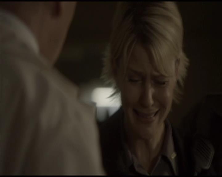 VampireDiariesWorld-dot-org_Seizoen2-DVDScenes-2x01TheReturn0045.jpg