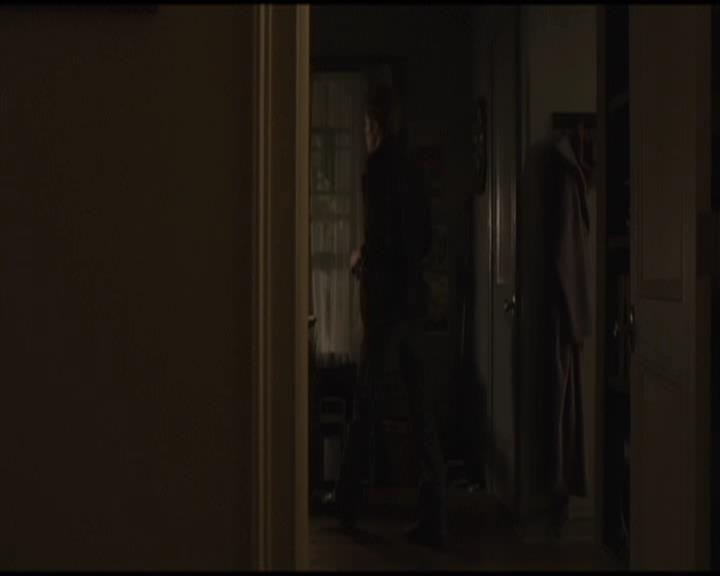 VampireDiariesWorld-dot-org_Seizoen2-DVDScenes-2x01TheReturn0055.jpg