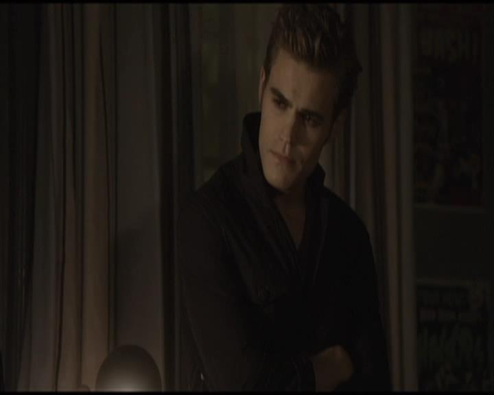 VampireDiariesWorld-dot-org_Seizoen2-DVDScenes-2x01TheReturn0080.jpg