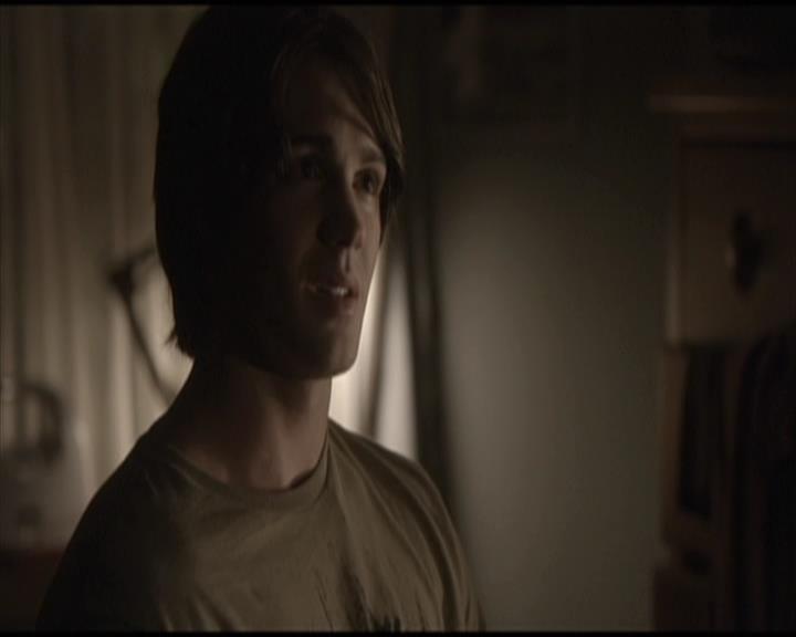 VampireDiariesWorld-dot-org_Seizoen2-DVDScenes-2x01TheReturn0083.jpg
