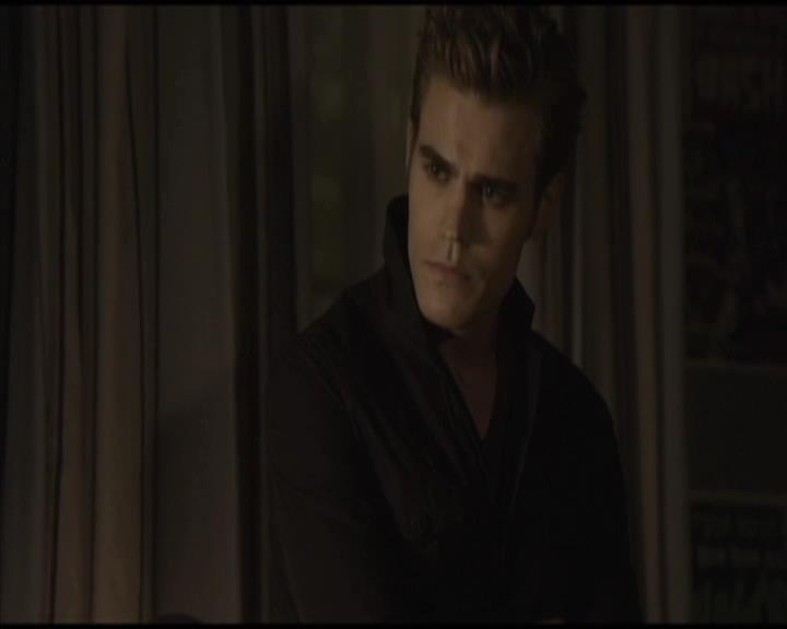 VampireDiariesWorld-dot-org_Seizoen2-DVDScenes-2x01TheReturn0090.jpg
