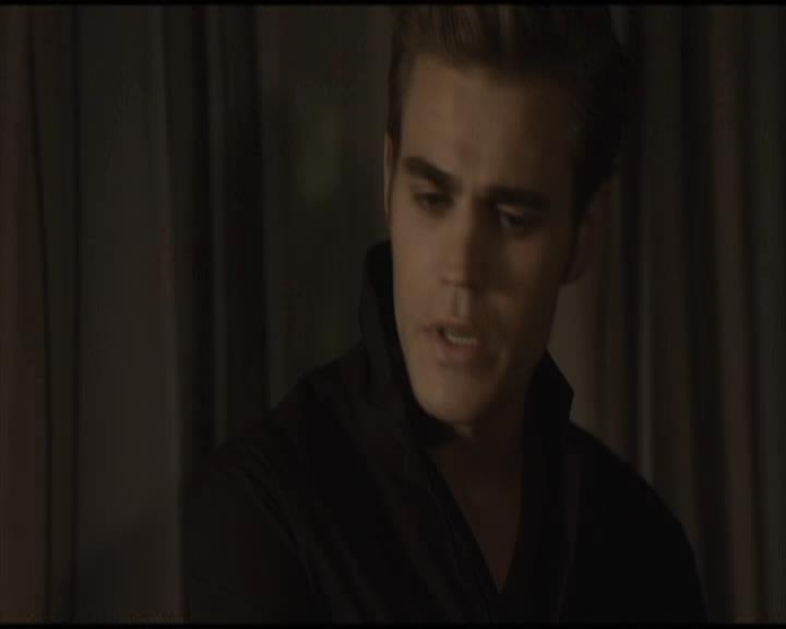 VampireDiariesWorld-dot-org_Seizoen2-DVDScenes-2x01TheReturn0116.jpg