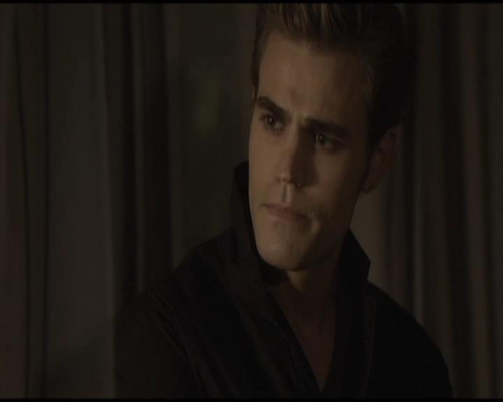 VampireDiariesWorld-dot-org_Seizoen2-DVDScenes-2x01TheReturn0118.jpg