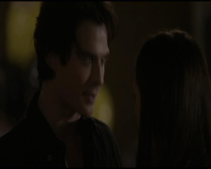 VampireDiariesWorld-dot-org_Seizoen2-DVDScenes-2x02BraveNewWorld0020.jpg