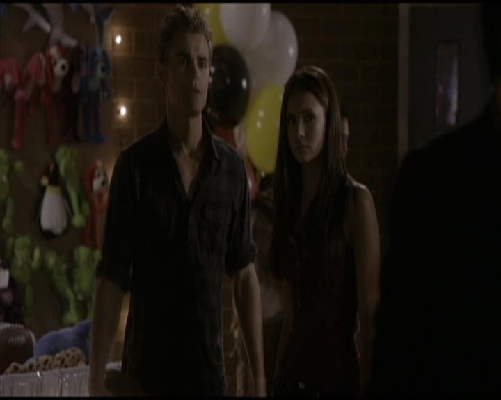 VampireDiariesWorld-dot-org_Seizoen2-DVDScenes-2x02BraveNewWorld0033.jpg