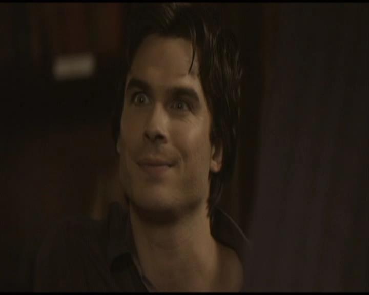 VampireDiariesWorld-dot-org_Seizoen2-DVDScenes-2x03BadMoonRising0005.jpg