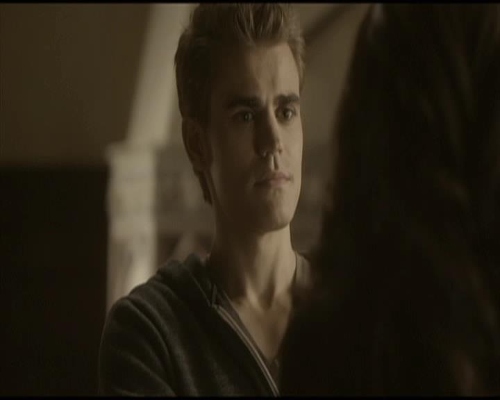 VampireDiariesWorld-dot-org_Seizoen2-DVDScenes-2x04MemoryLane0010.jpg