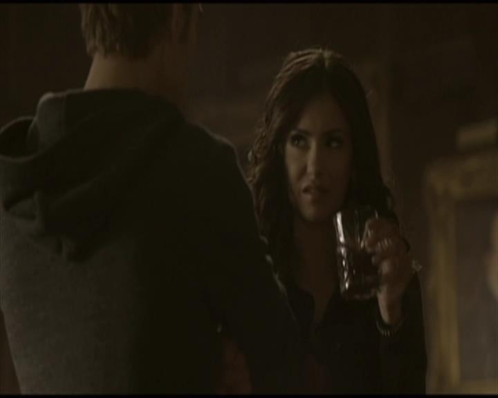 VampireDiariesWorld-dot-org_Seizoen2-DVDScenes-2x04MemoryLane0011.jpg